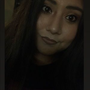 Meet your Posher, Edna